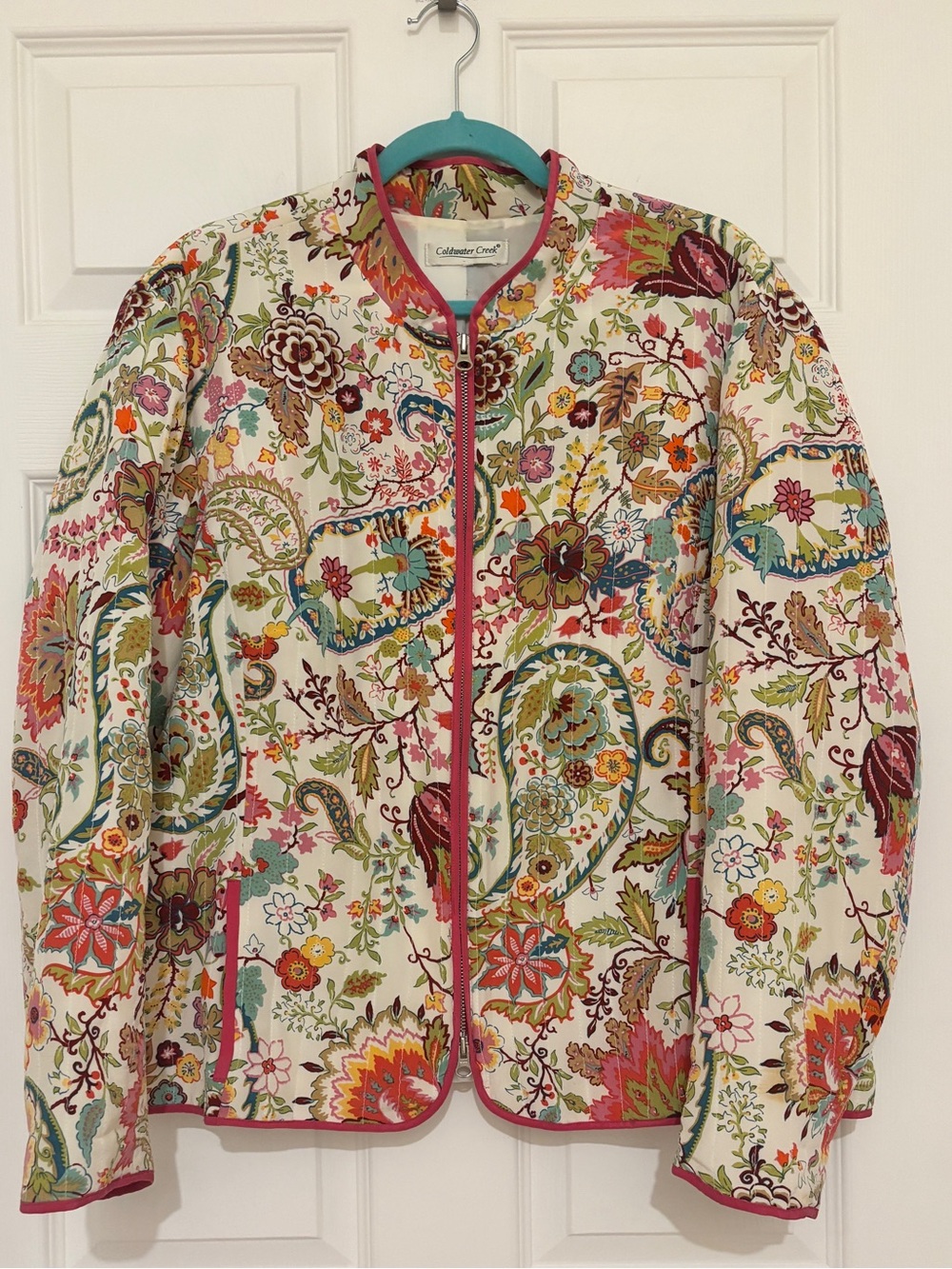 💕 Coldwater Creek Silk Paisley Quilted Bomber Jacket with Pink Trim 💕